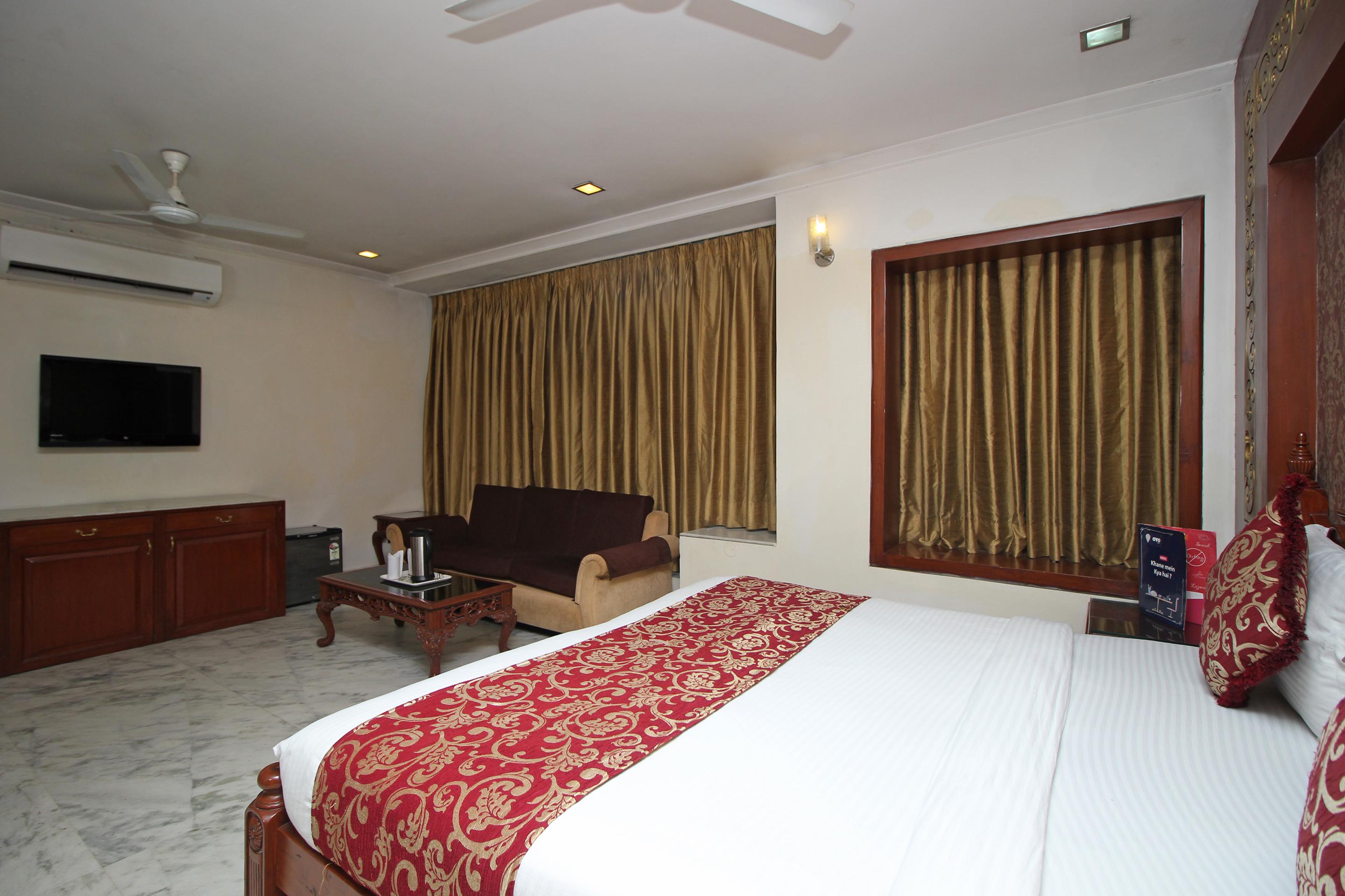 Oyo 5915 Hotel Swagath Új-Delhi Kültér fotó