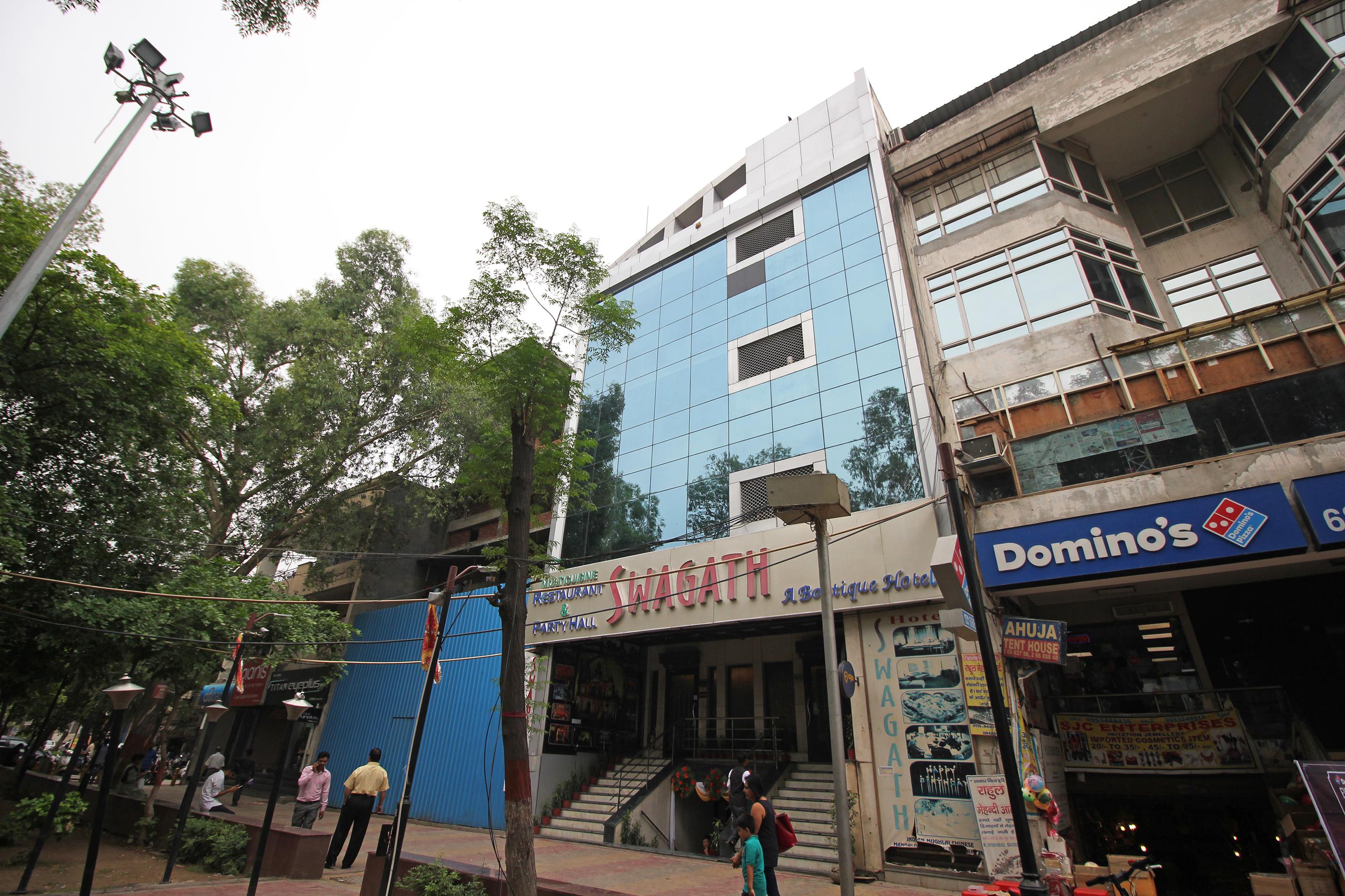 Oyo 5915 Hotel Swagath Új-Delhi Kültér fotó