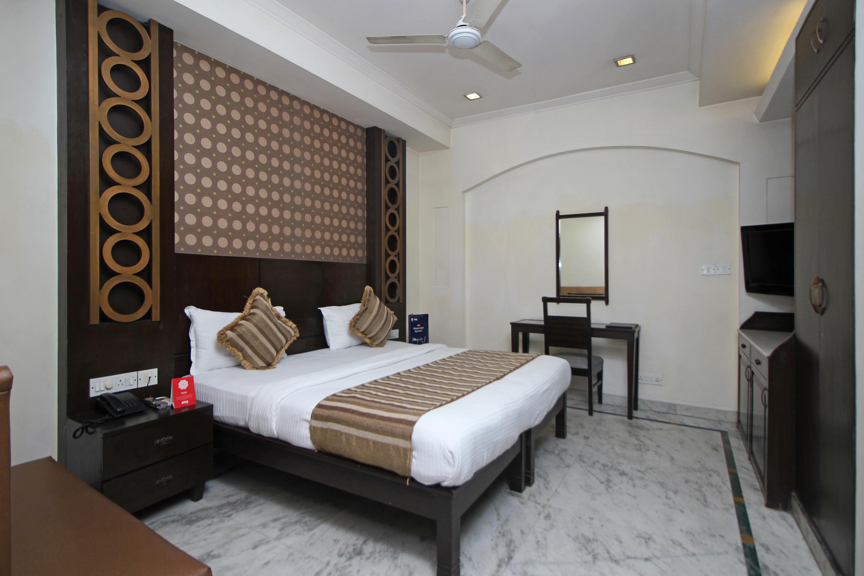 Oyo 5915 Hotel Swagath Új-Delhi Kültér fotó
