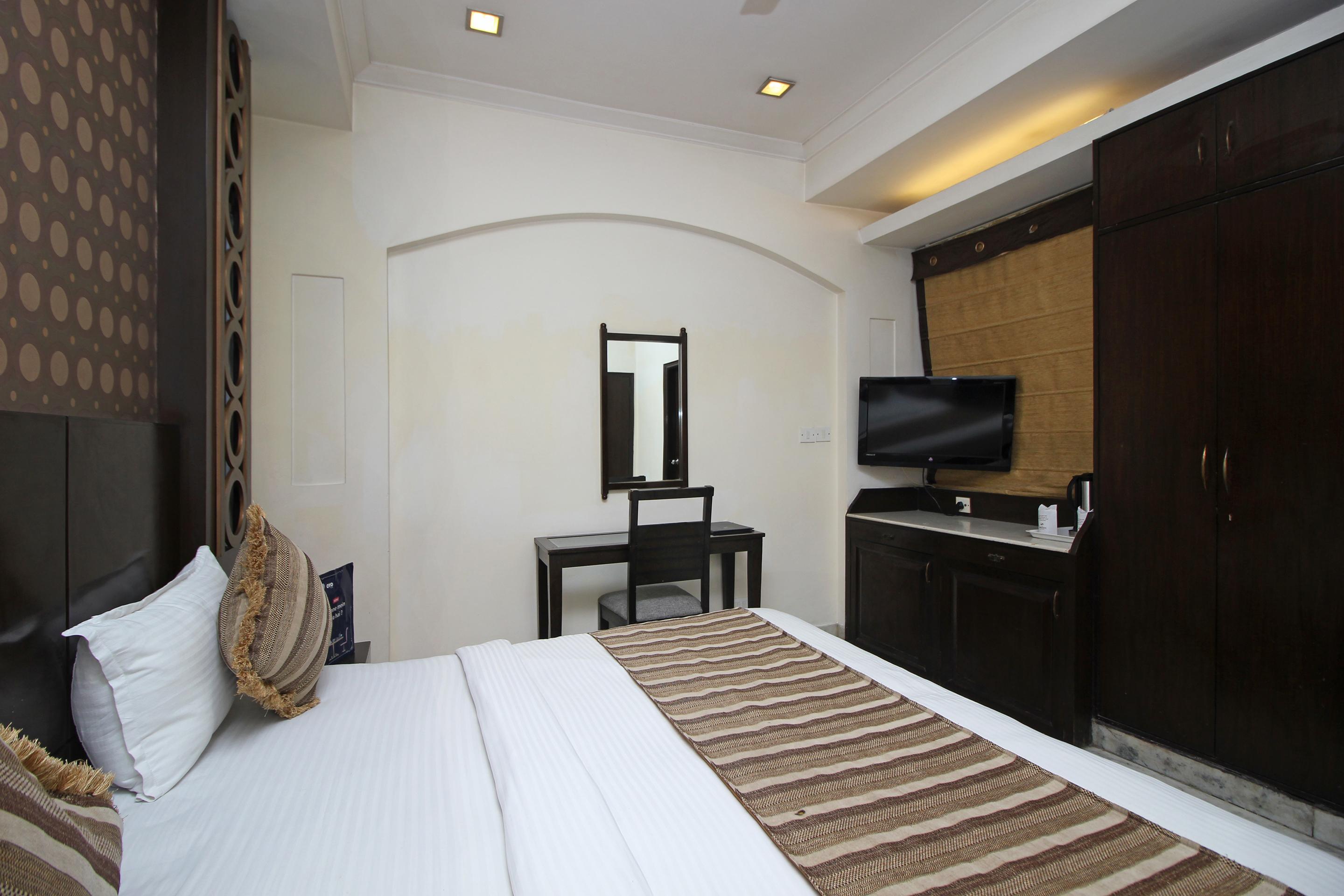 Oyo 5915 Hotel Swagath Új-Delhi Kültér fotó