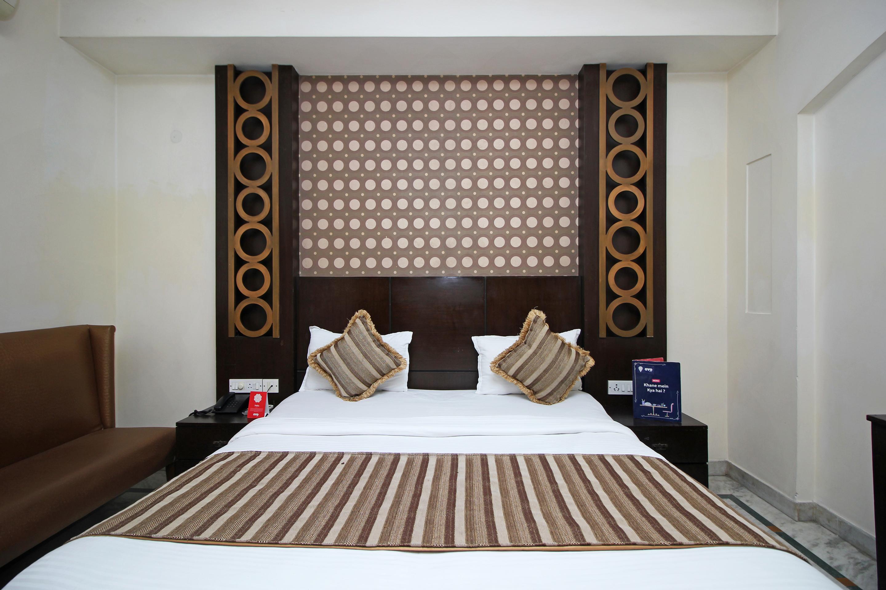 Oyo 5915 Hotel Swagath Új-Delhi Kültér fotó