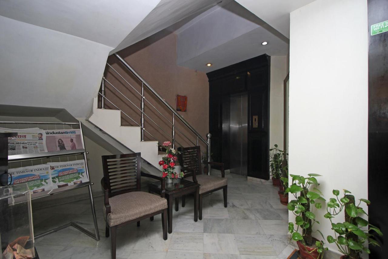 Oyo 5915 Hotel Swagath Új-Delhi Kültér fotó